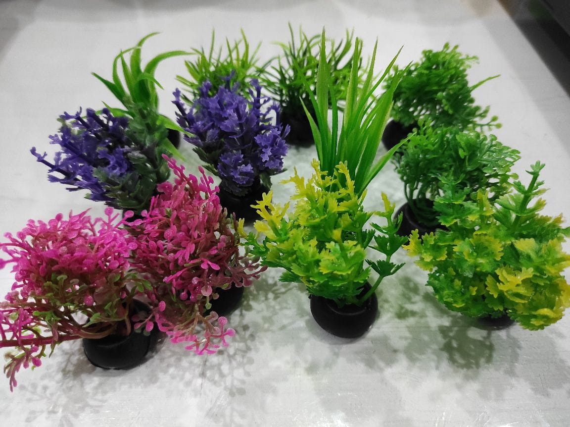 Plastično bilje 5 cm /komad