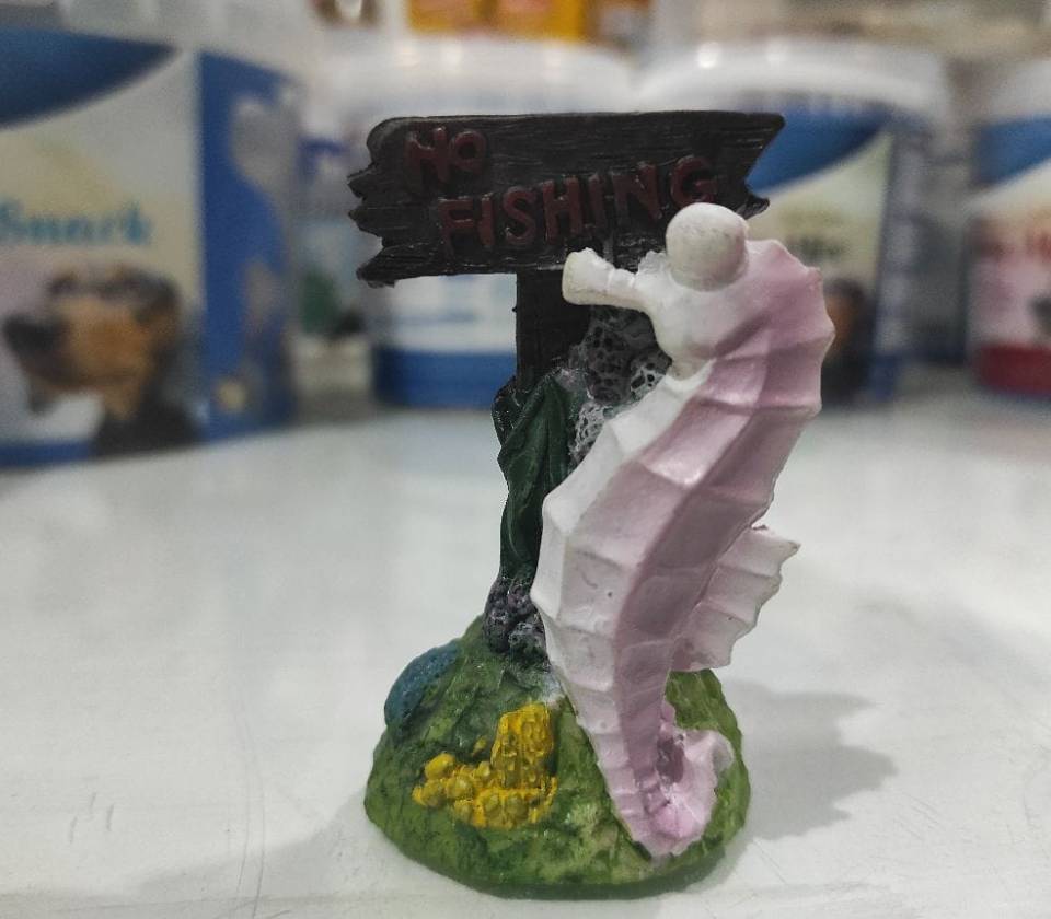 UKRAS ZA AKVARIJUME no fishing morski konjic 5 cm 