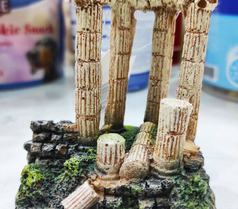 Ukras za akvarijum rimski stubovi v 